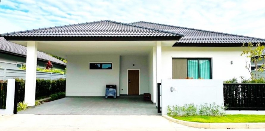 Casa de 3 dormitorios en Pattaya, Tailandia № 100751