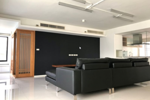 Condominio de 3 dormitorios en Watthana, Bangkok, Tailandia № 123656 - foto 4