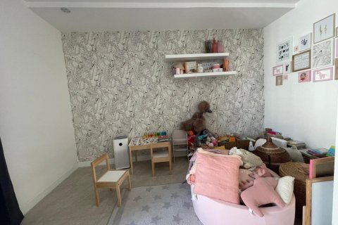 Condo in Watthana, Bangkok, Thailand, 3 bedrooms  № 123650 - photo 22