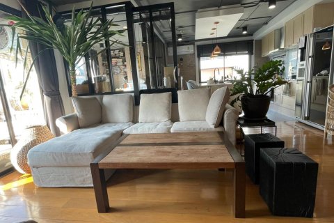 Condo in Watthana, Bangkok, Thailand, 3 bedrooms  № 123650 - photo 14