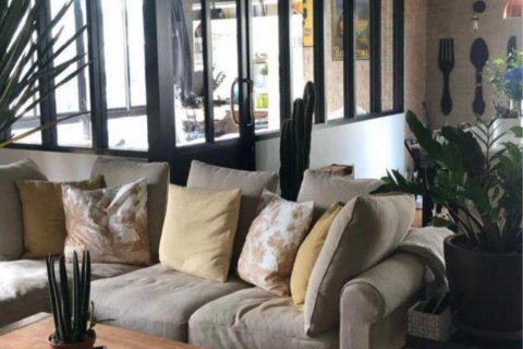 Condo in Watthana, Bangkok, Thailand, 3 bedrooms  № 123650 - photo 7