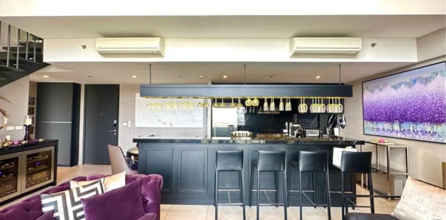 Condominio de 3 dormitorios en Watthana, Bangkok, Tailandia № 123651