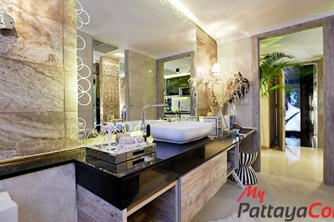Condominio de 1 dormitorio en Bang Lamung, Tailandia № 123530 - foto 10
