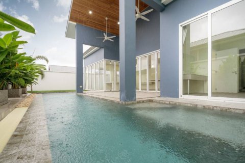 Chalet de 3 dormitorios en Phuket, Tailandia № 132771 - foto 3