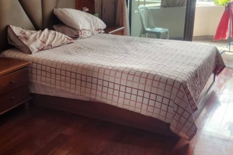 Condominio de 4 dormitorios en Bangkok, Tailandia № 132765 - foto 10