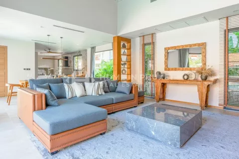 Casa de 4 dormitorios en Phuket, Tailandia № 130955 - foto 5