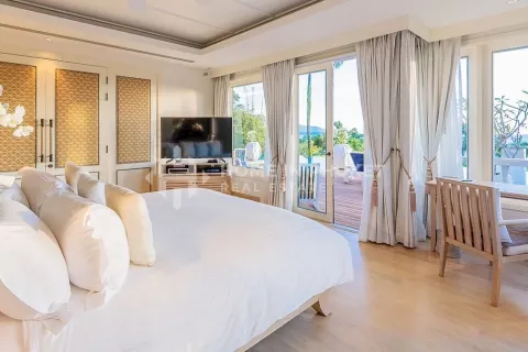 Haus in Phuket, Thailand 3 Schlafzimmer № 130956 - Foto 10