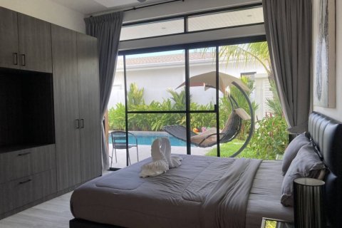 Chalet de 4 dormitorios en Phuket, Tailandia № 124618 - foto 10