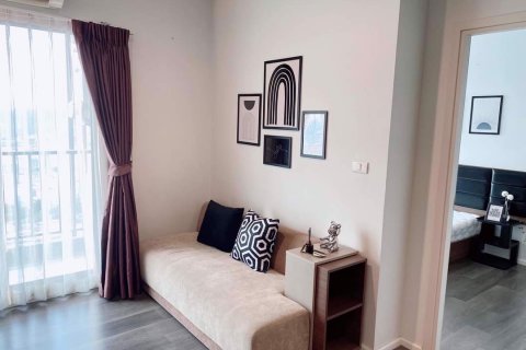 Condo à Bang Sue, Bangkok, Thaïlande, 2 chambres  № 101095