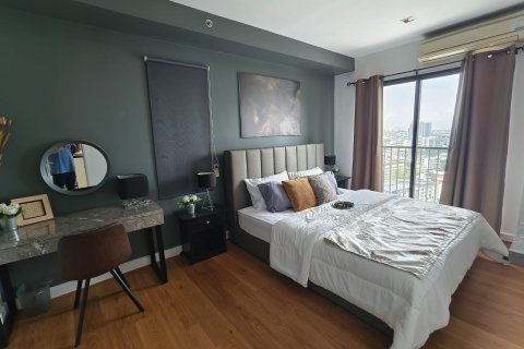 Condominio de 1 dormitorio en Sathon, Bangkok, Tailandia № 132265 - foto 2