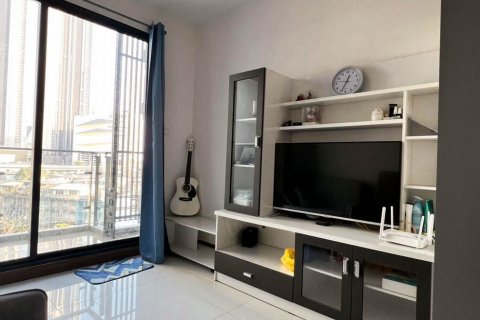 Condominio de 1 dormitorio en Khlong San, Bangkok, Tailandia № 132266 - foto 2
