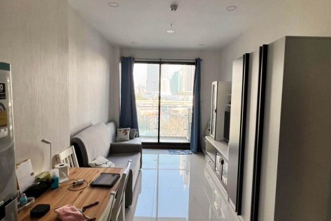 Condominio de 1 dormitorio en Khlong San, Bangkok, Tailandia № 132266 - foto 8