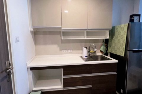 Condominio de 1 dormitorio en Khlong San, Bangkok, Tailandia № 132266 - foto 6