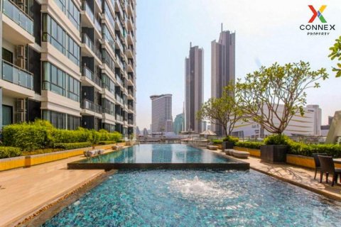Condominio de 1 dormitorio en Khlong San, Bangkok, Tailandia № 132266 - foto 12