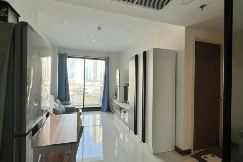 Condominio de 1 dormitorio en Khlong San, Bangkok, Tailandia № 132266 - foto 3