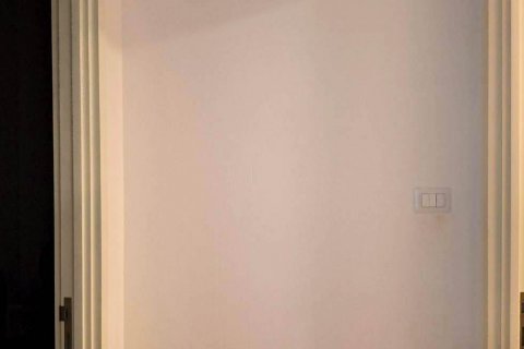 Condominio de 1 dormitorio en Khlong San, Bangkok, Tailandia № 132266 - foto 14