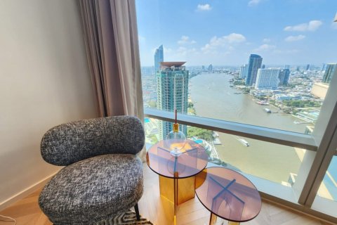 คอนโดมิเนียมในสาทร, กรุงเทพฯ, ประเทศไทย, 2 ห้องนอน № 132263 - รูปถ่าย 2