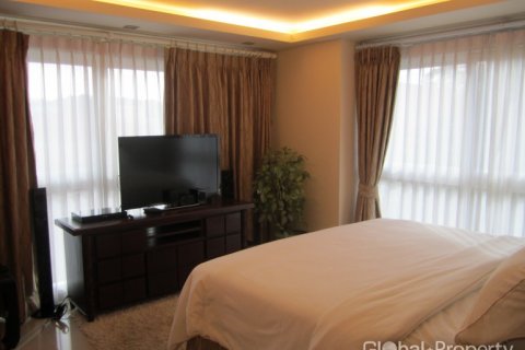 Condominio de 2 dormitorios en Pattaya, Tailandia № 100812 - foto 8