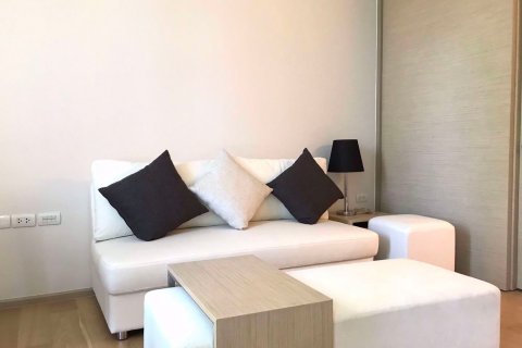 Condominio de 1 dormitorio en Watthana, Bangkok, Tailandia № 76088 - foto 2