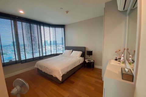 Condo à Khlong San, Bangkok, Thaïlande, 3 chambres № 76093 - photo 15