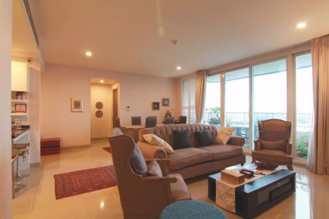 Condo à Khlong San, Bangkok, Thaïlande, 3 chambres  № 76093
