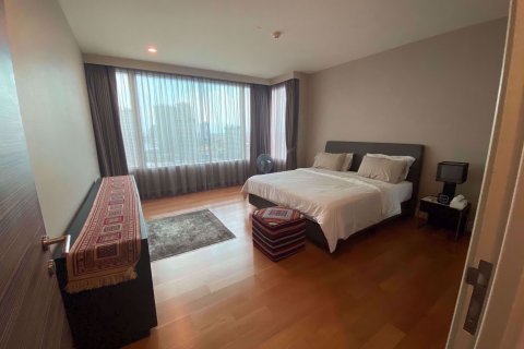 Condo à Khlong San, Bangkok, Thaïlande, 3 chambres № 76093 - photo 12