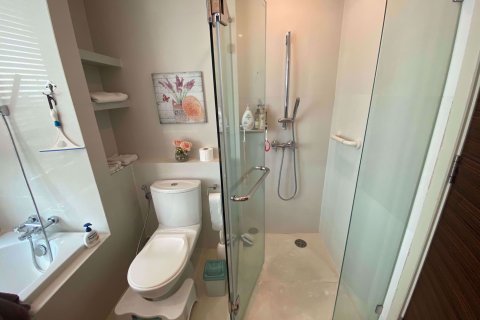 Condo à Khlong San, Bangkok, Thaïlande, 3 chambres № 76093 - photo 17