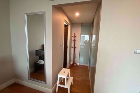 Condo à Khlong San, Bangkok, Thaïlande, 3 chambres № 76093 - photo 16