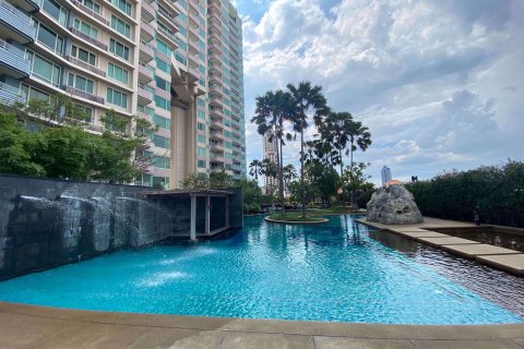 Condo à Khlong San, Bangkok, Thaïlande, 3 chambres № 76093 - photo 22