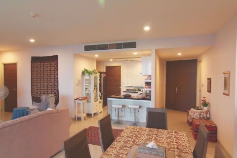 Condo à Khlong San, Bangkok, Thaïlande, 3 chambres № 76093 - photo 3