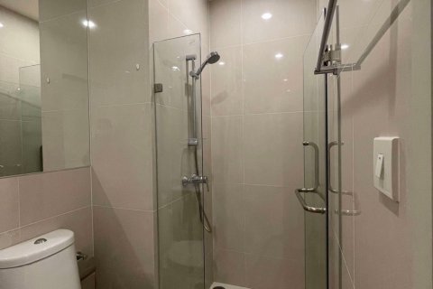 Condominio de 1 dormitorio en Huai Khwang, Bangkok, Tailandia № 76092 - foto 7