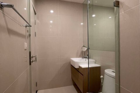 Condominio de 1 dormitorio en Huai Khwang, Bangkok, Tailandia № 76092 - foto 8