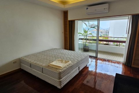 อพาร์ตเมนต์ในสาทร, กรุงเทพฯ, ประเทศไทย 3 ห้องนอน № 123680 - รูปถ่าย 20