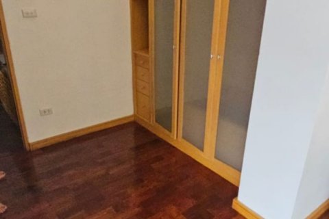 อพาร์ตเมนต์ในสาทร, กรุงเทพฯ, ประเทศไทย 3 ห้องนอน № 123680 - รูปถ่าย 22