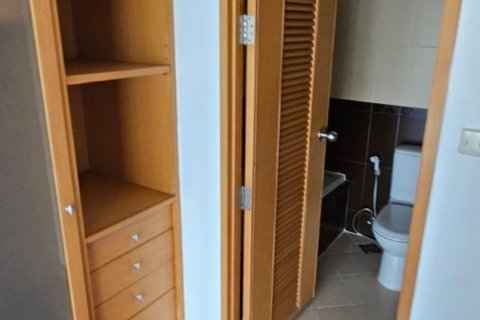 อพาร์ตเมนต์ในสาทร, กรุงเทพฯ, ประเทศไทย 3 ห้องนอน № 123680 - รูปถ่าย 19