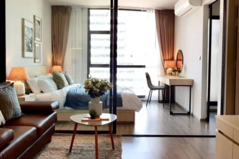 Condo à Watthana, Bangkok, Thaïlande, 1 chambre  № 123696