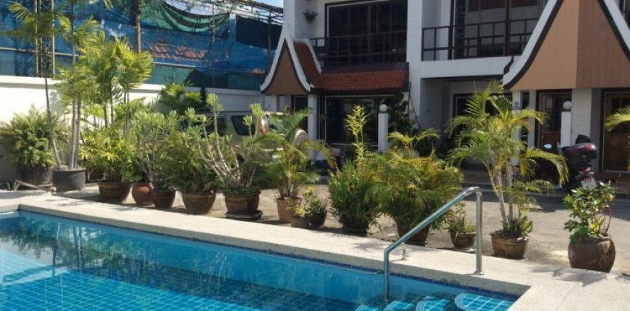 Casa de 5 dormitorios en Pattaya, Tailandia № 132368