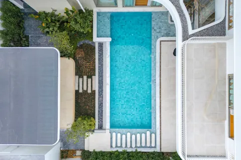 Chalet de 4 dormitorios en Phuket, Tailandia № 125043 - foto 11