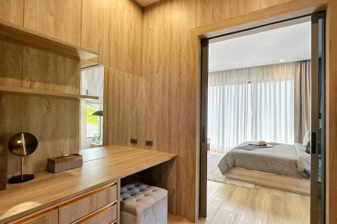 Casa de 3 dormitorios en Phuket, Tailandia № 116251 - foto 17
