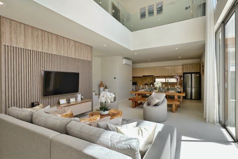 Casa de 3 dormitorios en Phuket, Tailandia № 116251 - foto 6