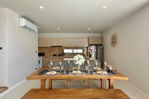 Casa de 3 dormitorios en Phuket, Tailandia № 116251 - foto 4