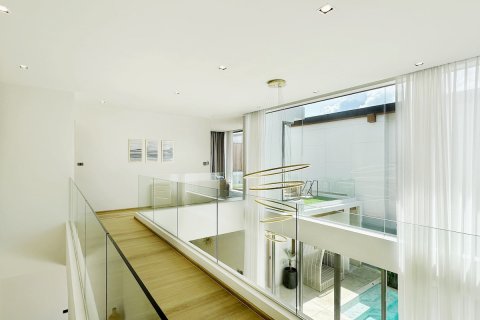 Casa de 3 dormitorios en Phuket, Tailandia № 116251 - foto 14