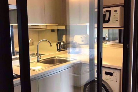 Condominio de 1 dormitorio en Watthana, Bangkok, Tailandia № 77068 - foto 6