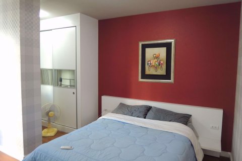 Condo à Khlong Toei, Bangkok, Thaïlande, 1 chambre № 77064 - photo 4