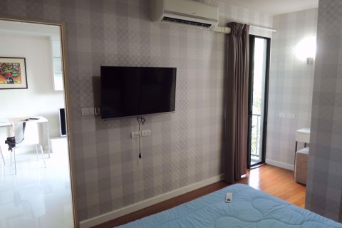 Condo à Khlong Toei, Bangkok, Thaïlande, 1 chambre № 77064 - photo 5