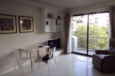 Condo à Khlong Toei, Bangkok, Thaïlande, 1 chambre № 77064 - photo 3