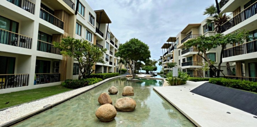 Condominio de 2 dormitorios en Hua Hin, Tailandia № 125268
