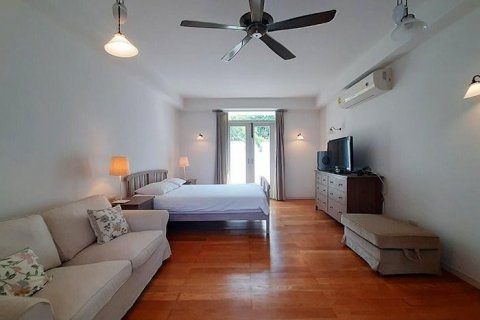Casa de 4 dormitorios en Hua Hin, Tailandia № 125267 - foto 15