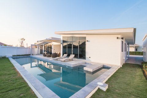 Casa de 3 dormitorios en Hua Hin, Tailandia № 125269 - foto 3