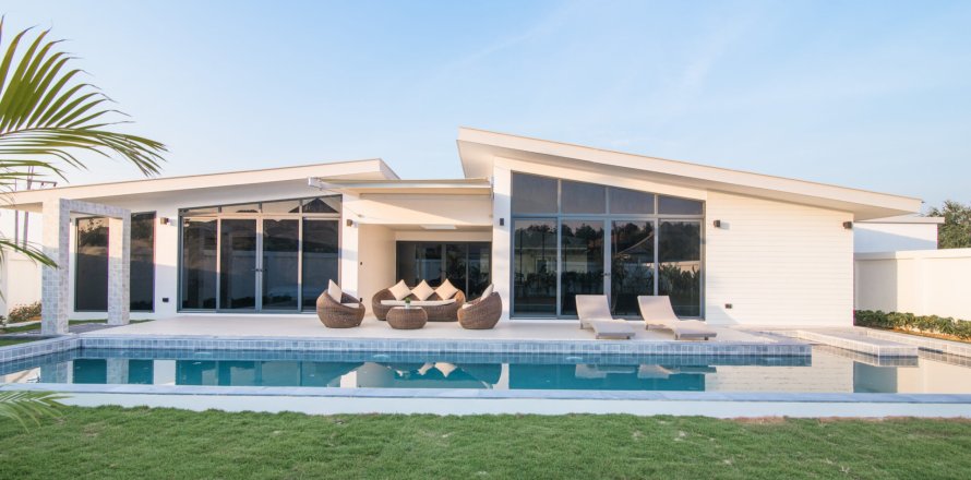 Casa de 3 dormitorios en Hua Hin, Tailandia № 125269
